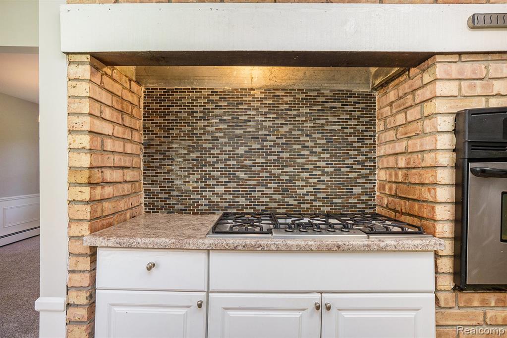 4516 Kevin Court, West Bloomfield, MI — Photo 16