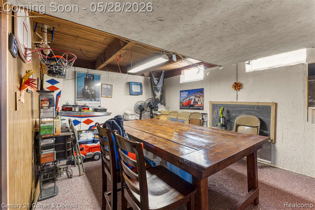 8245 N Hubbard Street, Westland, MI — Photo 16