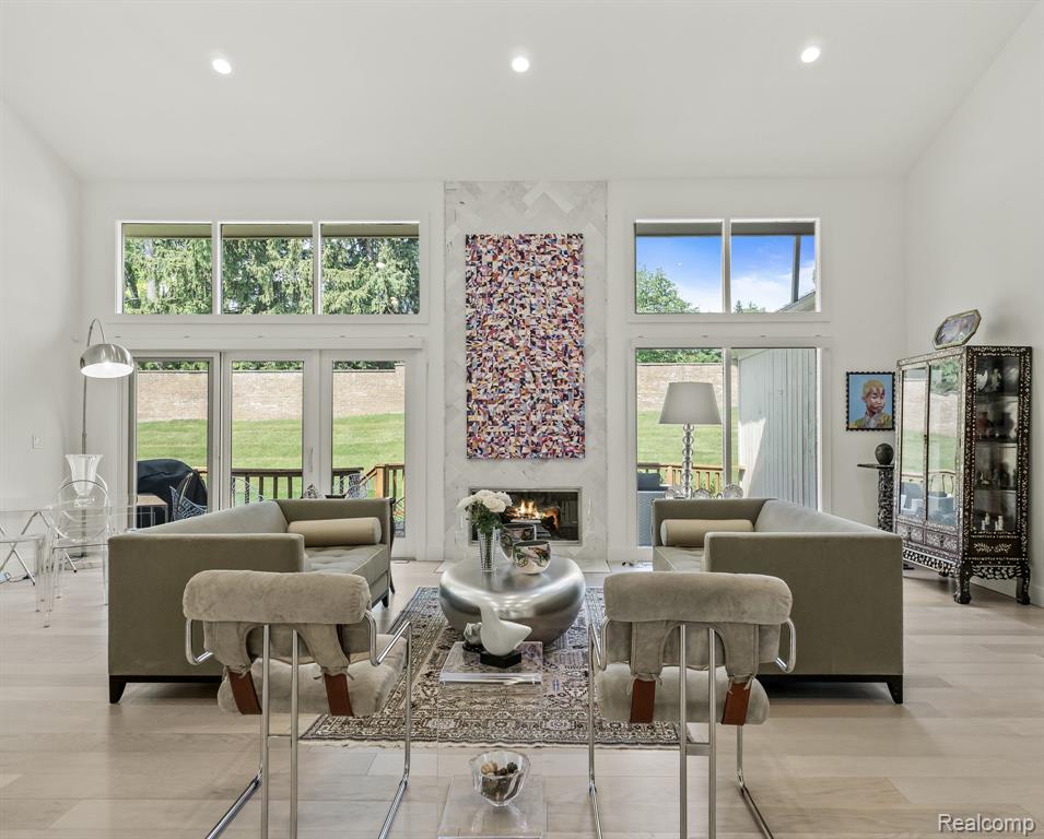 6420 Apple Grove Lane, Bloomfield Hills, MI 48301 — Photo 9