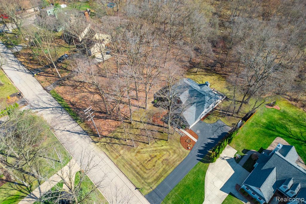 8555 Island Boulevard, Grosse Ile, MI 48138 — Photo 41