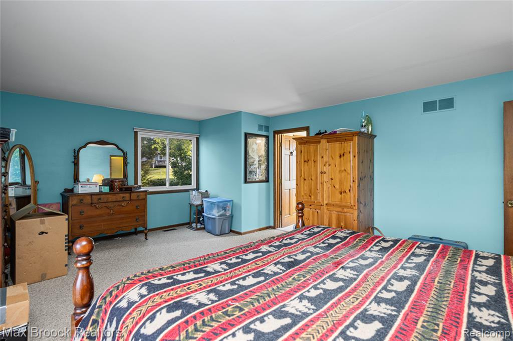 4622 Fleck Drive, Hartland, MI 48430 — Photo 26
