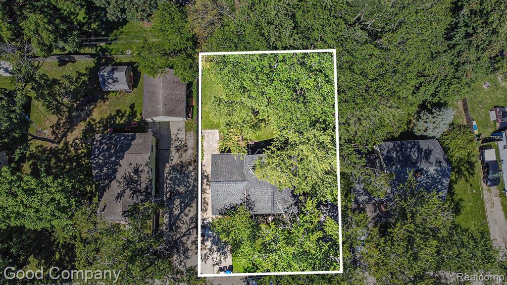 7250 SANDY BEACH Drive, Waterford, MI — Photo 29