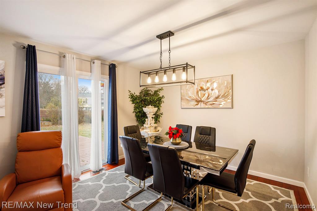 5748 Kingsfield Drive, West Bloomfield, MI — Photo 14