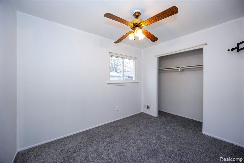 7189 MICHAEL Street, Taylor, MI 48180 — Photo 17
