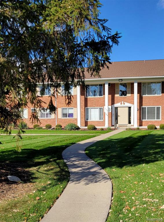 24111 Meridian Road N, 120, Grosse Ile, MI 48138 — front exterior