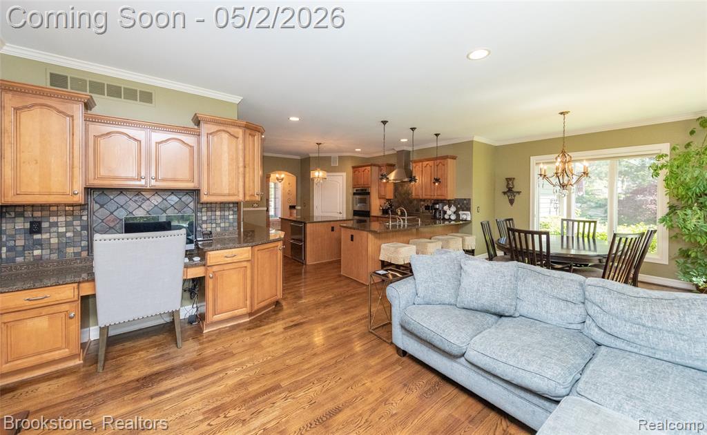 9811 KINGSTON POINTE, Clarkston, MI 48348 — Photo 30