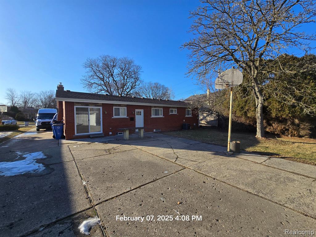 6452 ROCKDALE, Dearborn Heights, MI 48127 — Photo 18