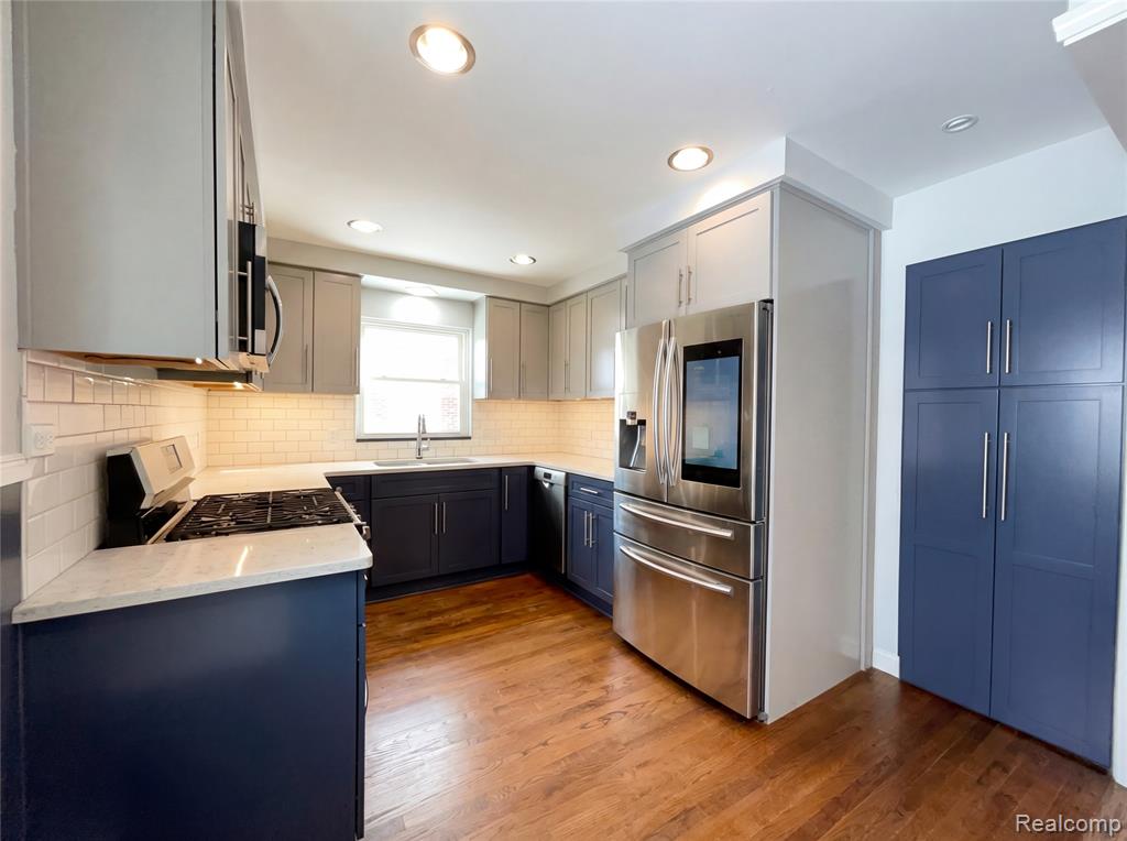 1912 Littlestone Road, Grosse Pointe Woods, MI 48236 — Photo 7