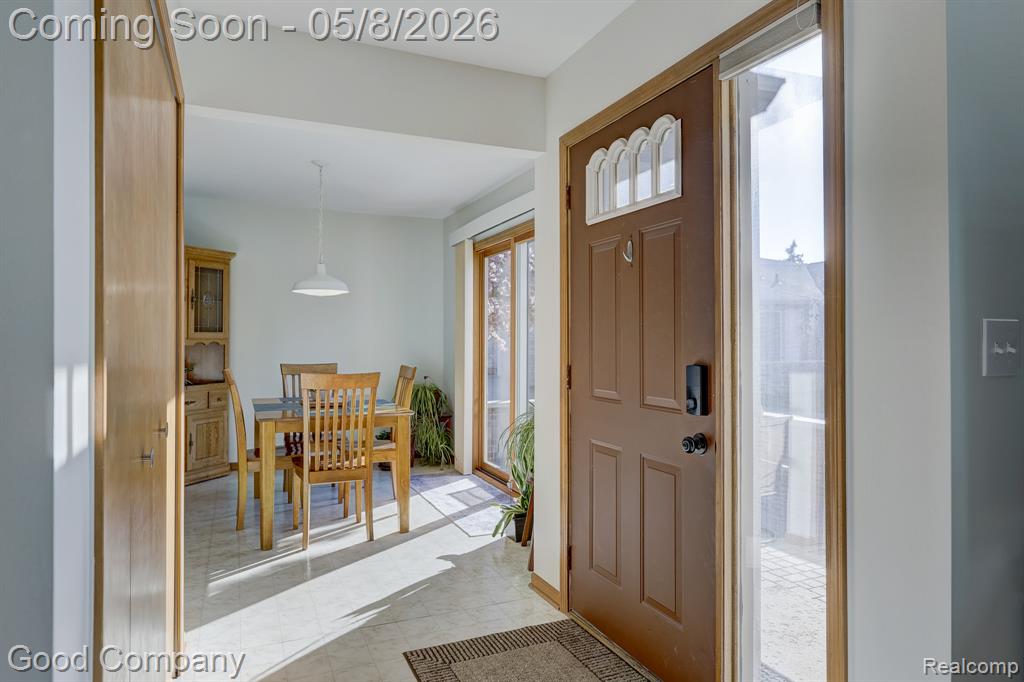48390 Seawind Court, Utica, MI 48315 — Photo 21