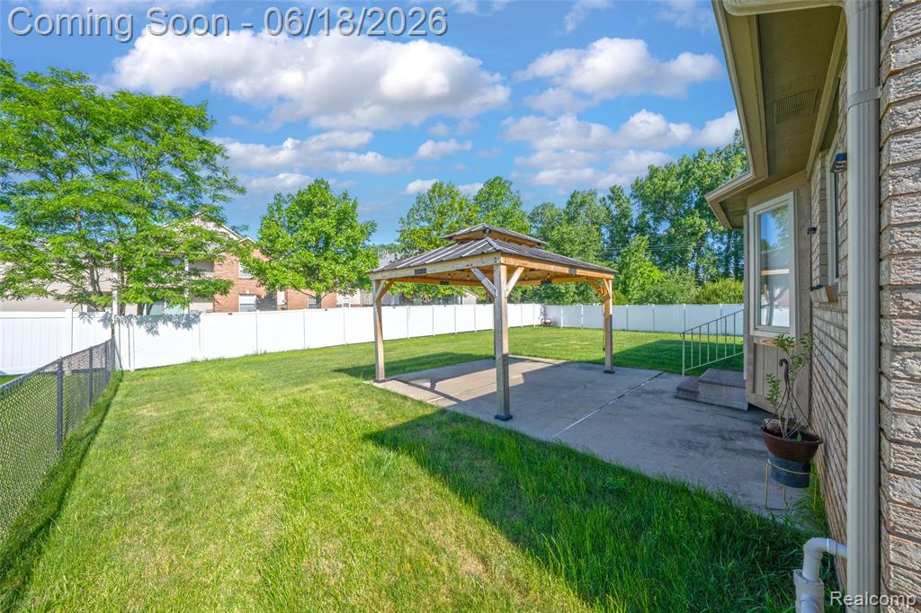 45925 Ashwood Lane, Macomb, MI 48044 — Photo 36