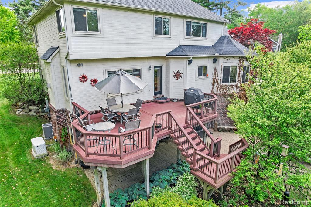10099 Fernbrooke Drive, Brighton, MI 48116 — Photo 73