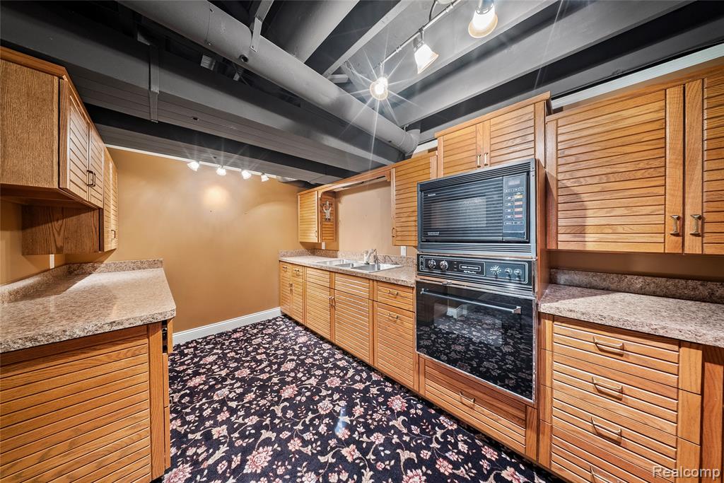 8931 Bridge Road, Grosse Ile, MI 48138 — Photo 37