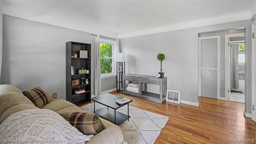 23836 Rosalind Avenue, Eastpointe, MI 48021 — Photo 15