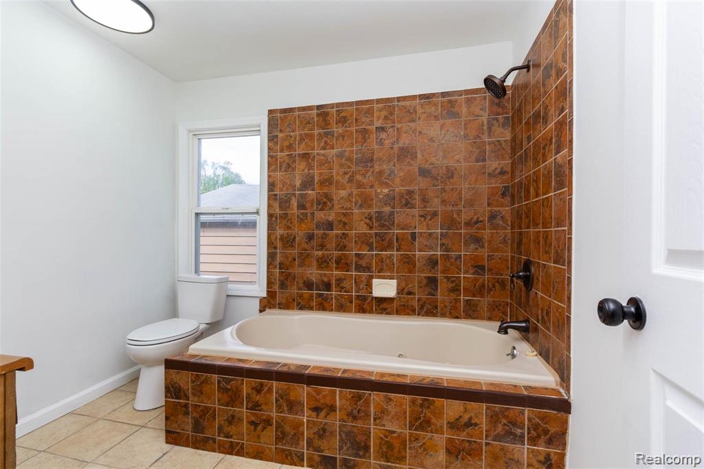 8713 Hupp Avenue, Warren, MI 48089 — Photo 16