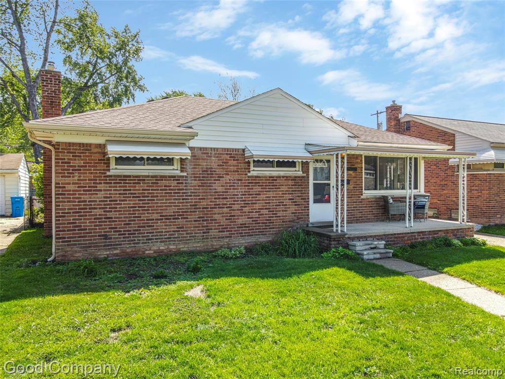 28748 Herbert Street, Madison Heights, MI 48071 — Photo 37