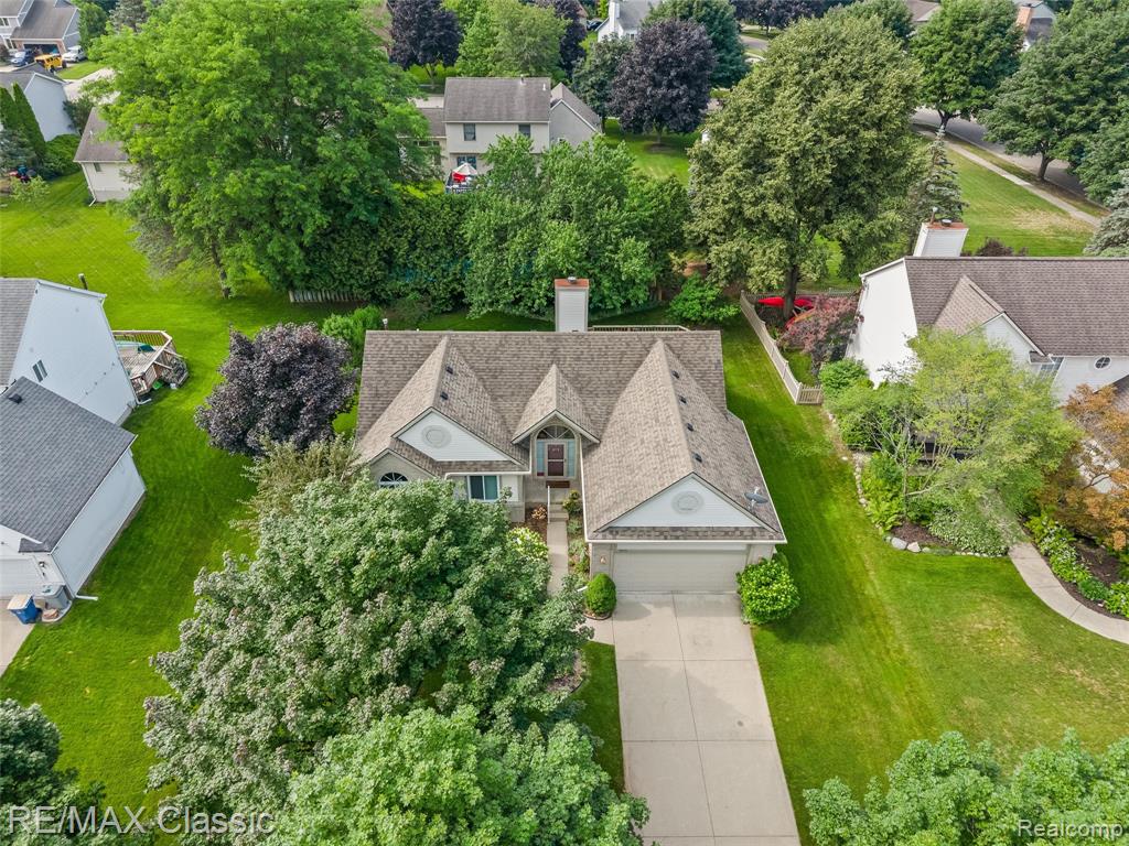7671 Vamoco Drive, Waterford, MI 48327 — Photo 28