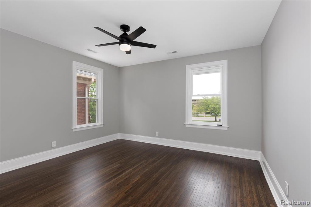 97 Delaware Street, Detroit, MI 48202 — Photo 16