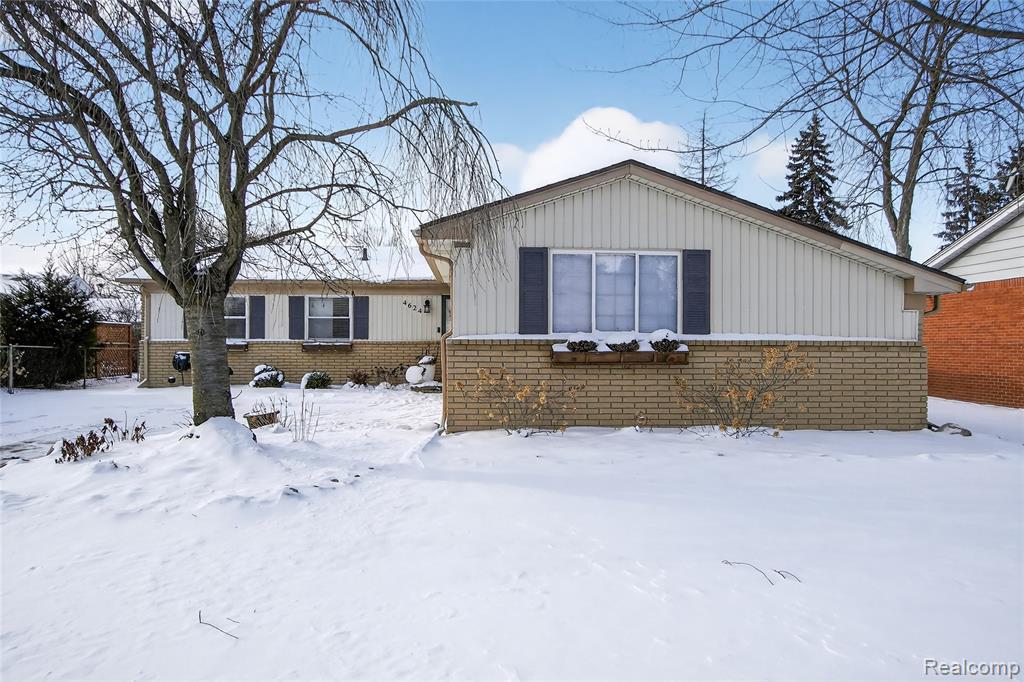 4624 Turner Street, Trenton, MI 48183 — Photo 2