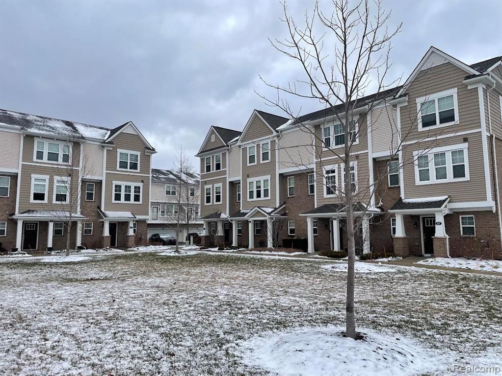 411 WRIGHT Street, Wixom, MI — Photo 27