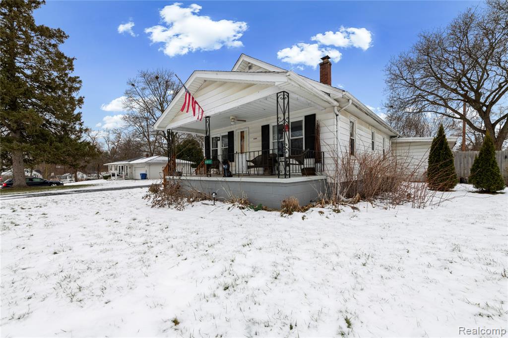 4841 Kempf Street, Waterford, MI 48329 — Photo 2
