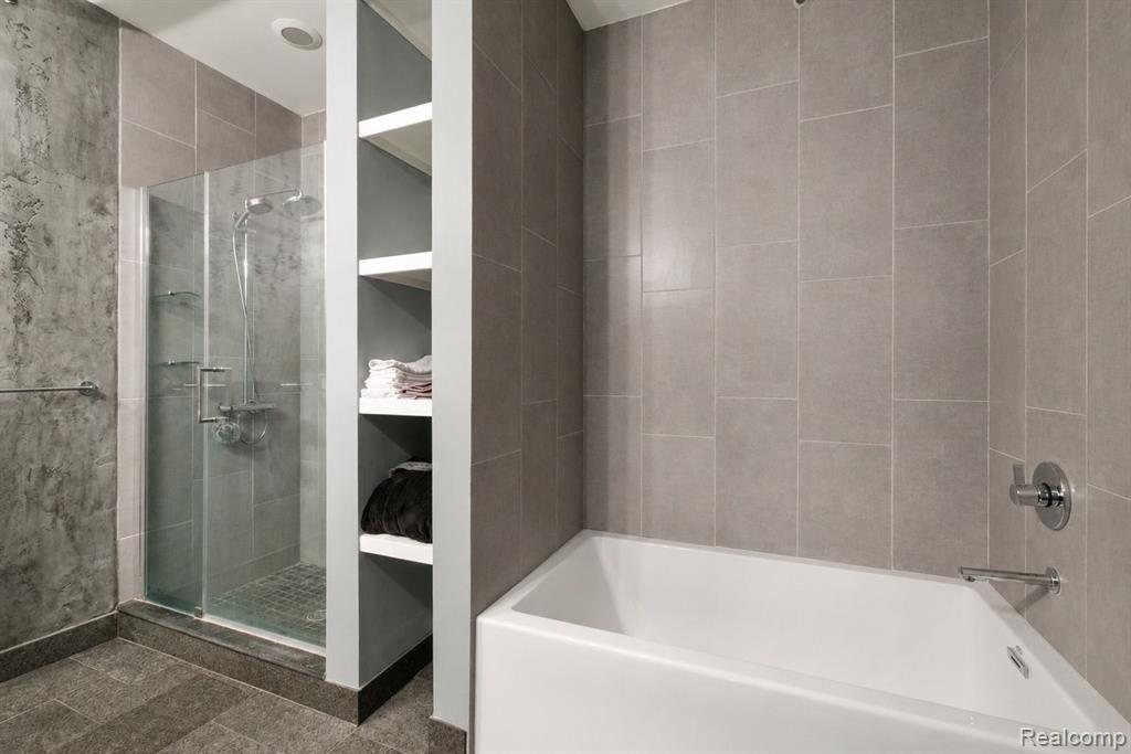 614 S TROY Street, 202, Royal Oak, MI 48067 — Photo 18