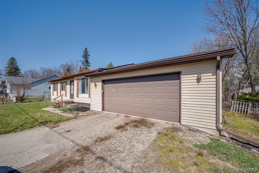 1243 Howard Street, Mount Morris, MI 48458 — Photo 30