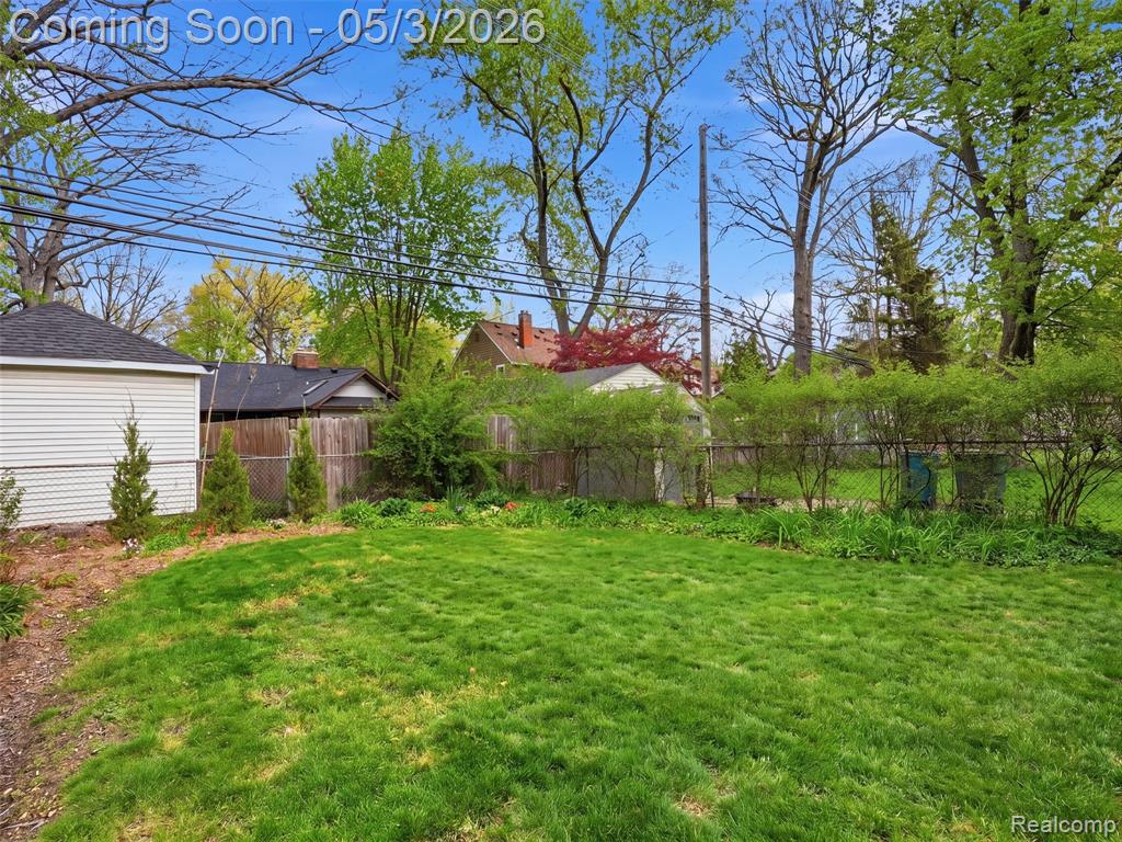 39 Woodward Heights Boulevard, Pleasant Ridge, MI — Photo 23