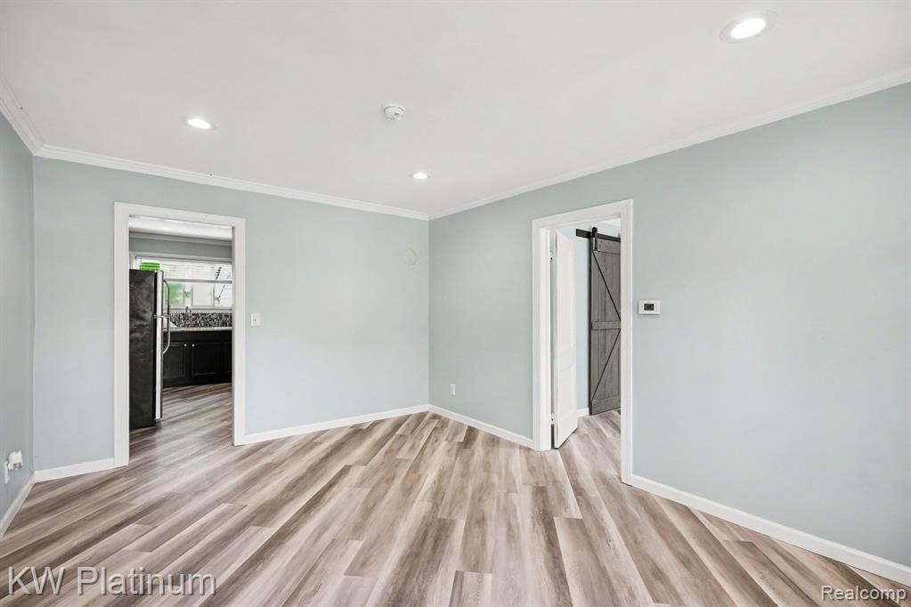 47611 Burton Drive, Shelby Twp, MI 48317 — Photo 5