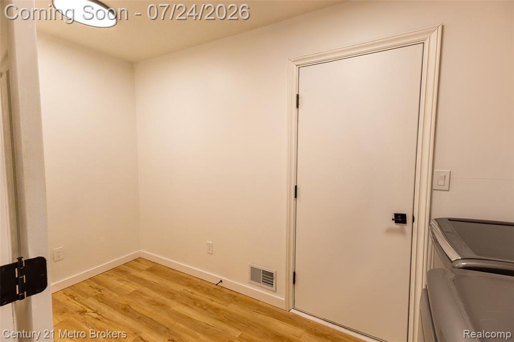 15117 Locust Grove Drive, Byron, MI 48418 — Photo 18