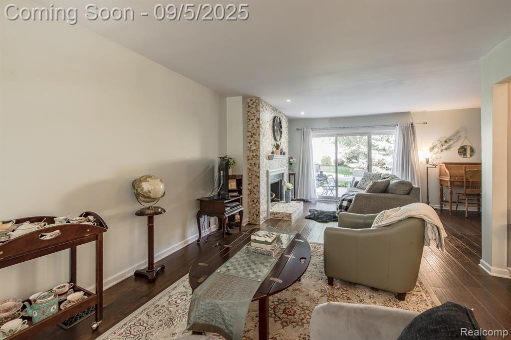 475 Sandehurst Drive, Grand Blanc, MI 48439 — Photo 13