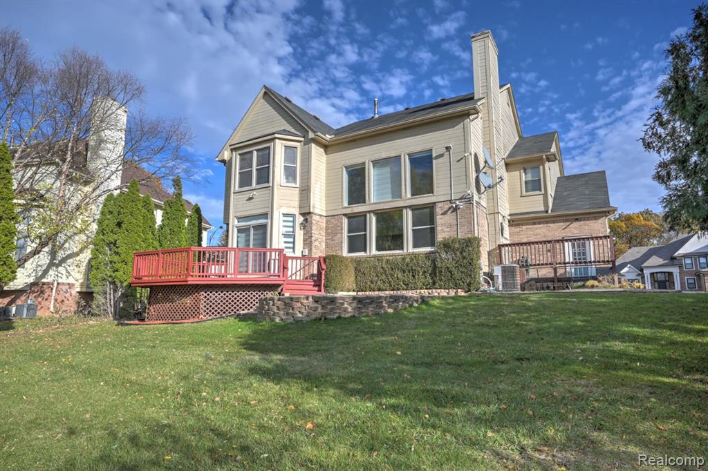 7418 Rafford Lane, West Bloomfield, MI — Photo 71