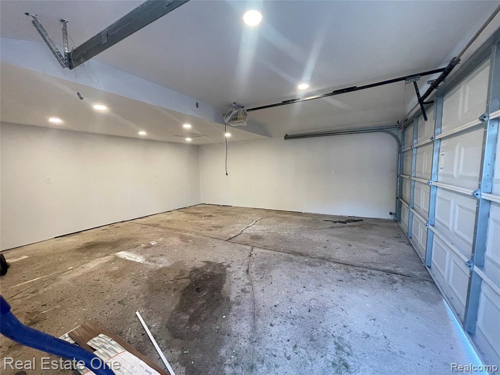 8232 Bailey Street, Taylor, MI 48180 — Photo 21
