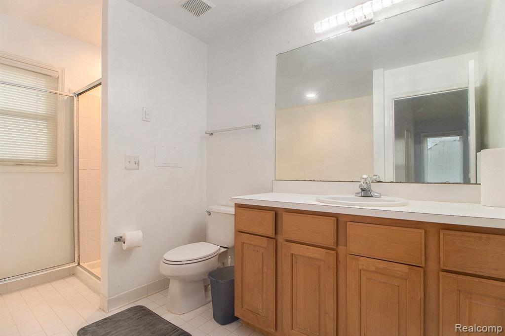 42989 BROOKSTONE Drive, Novi, MI — Photo 11