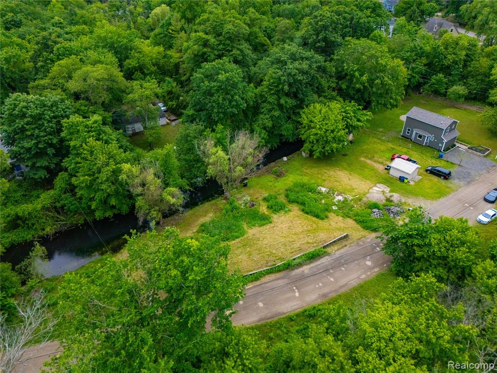 9731 Portage Trail, White Lake, MI — Photo 2