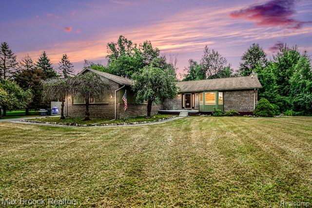 5096 Ridge Trail S, Clarkston, MI 48348 — Photo 2