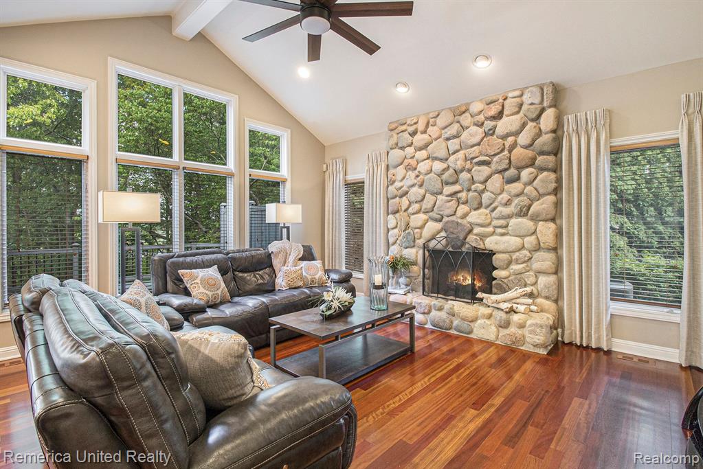 5259 RIVER RIDGE Drive, Brighton, MI 48116 — Photo 18