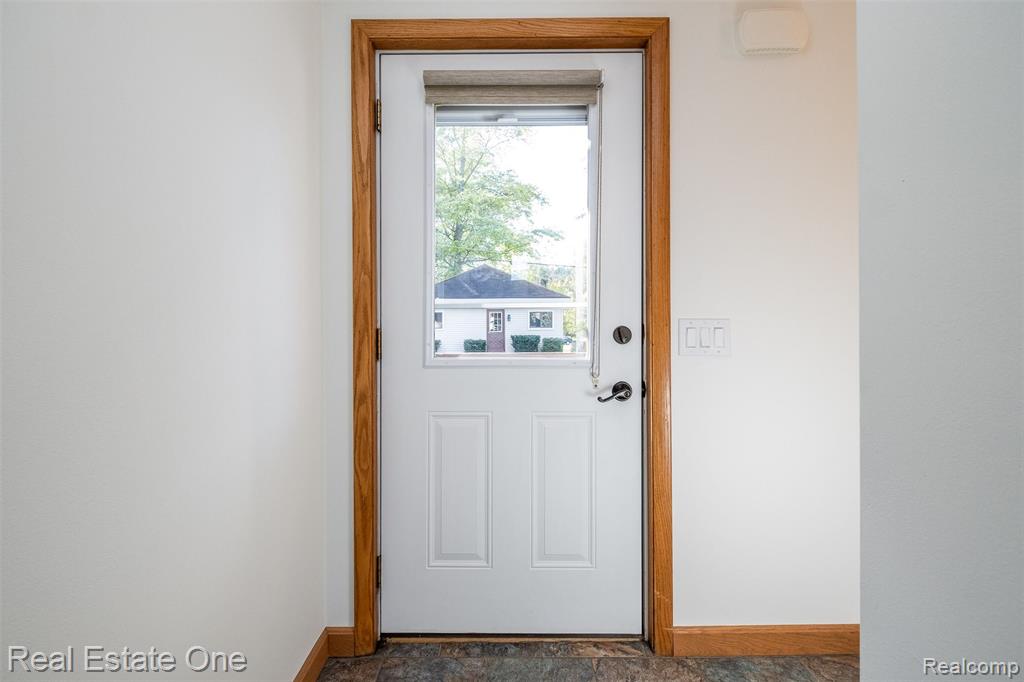 782 Appalachi Street, Commerce Twp, MI 48390 — Photo 9