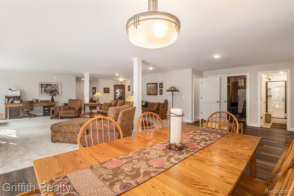 8285 MEADOW CREEK Lane, Pinckney, MI 48169 — Photo 34