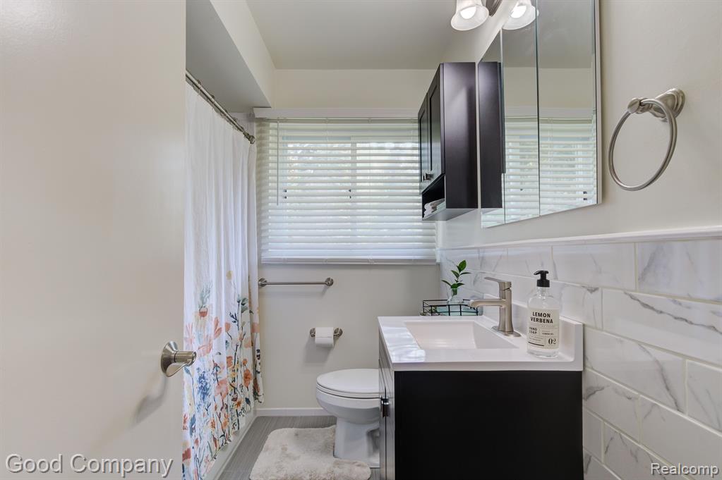 663 GOODALE Avenue, Clawson, MI — Photo 14