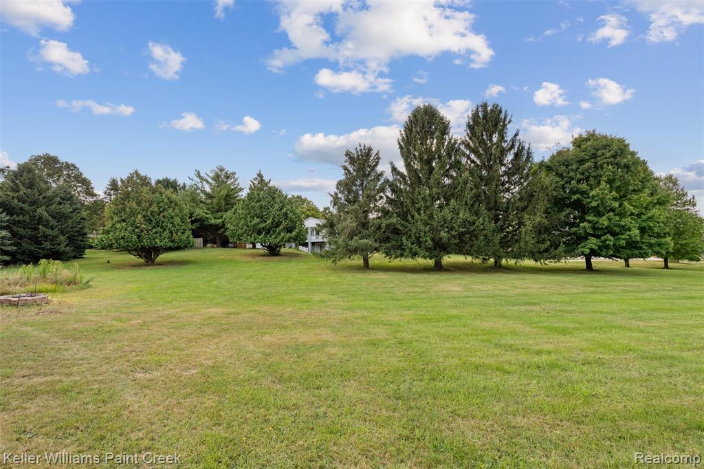 990 N Oxford Road, Oxford, MI 48371 — Photo 22