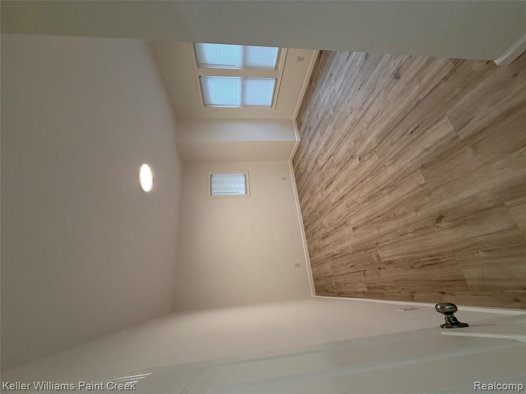 410 E 12 Mile Road, Royal Oak, MI 48073 — Photo 18