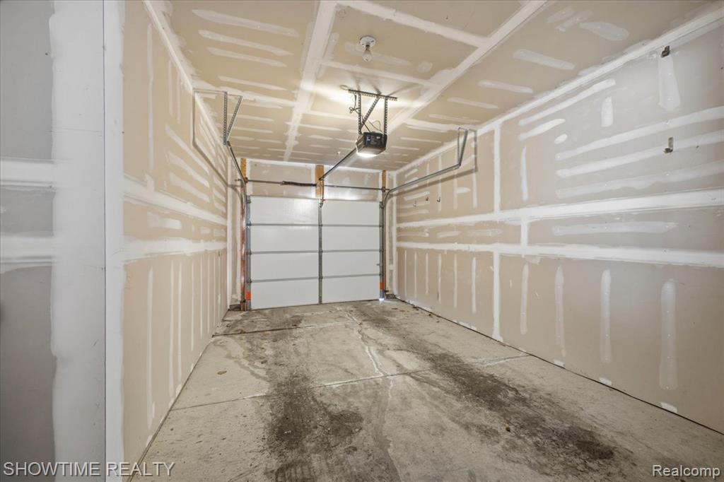25938 MARITIME Circle S, Harrison Township, MI — Photo 23
