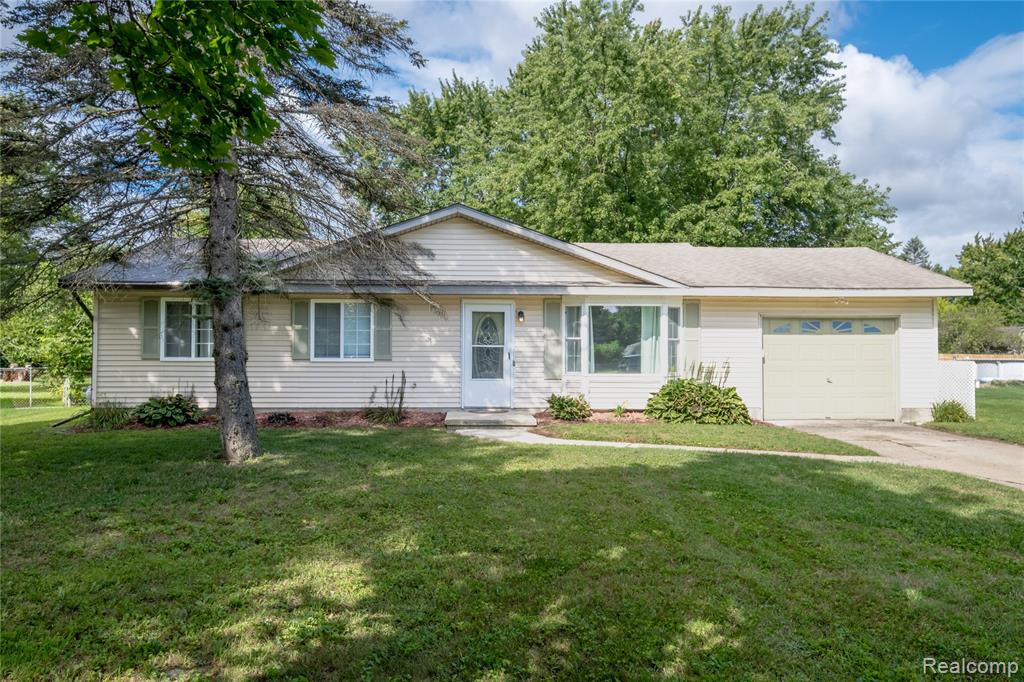 5482 Liberty Bell Road, Grand Blanc, MI 48439 — Photo 2