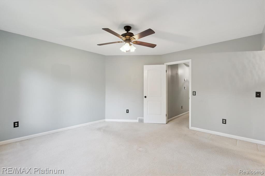 8230 Sawgrass Trail, Grand Blanc, MI 48439 — Photo 22