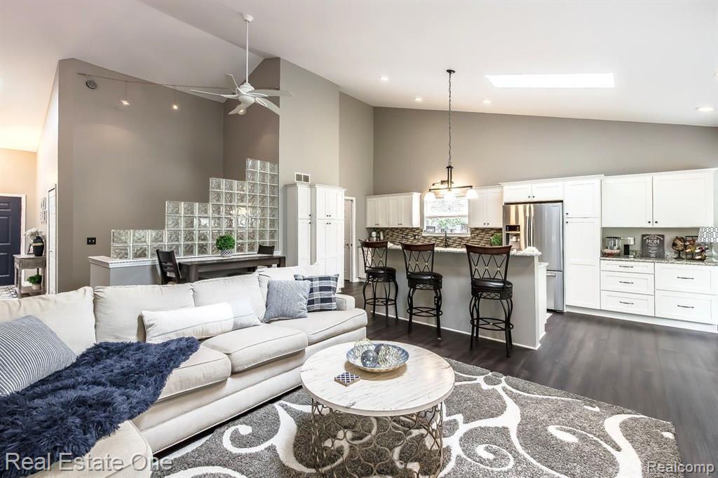 74 Eagle Ridge Road, Lake Orion, MI — Photo 12