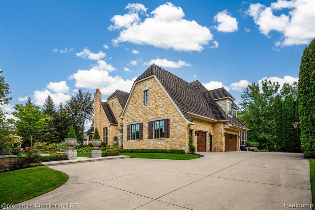 47765 Bellagio Drive, Northville, MI 48167 — Photo 74