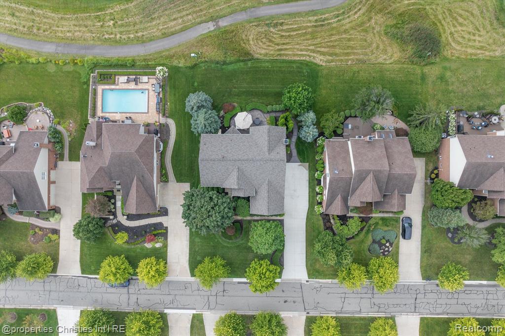 46341 PINEHURST Drive, Northville, MI 48168 — Photo 60