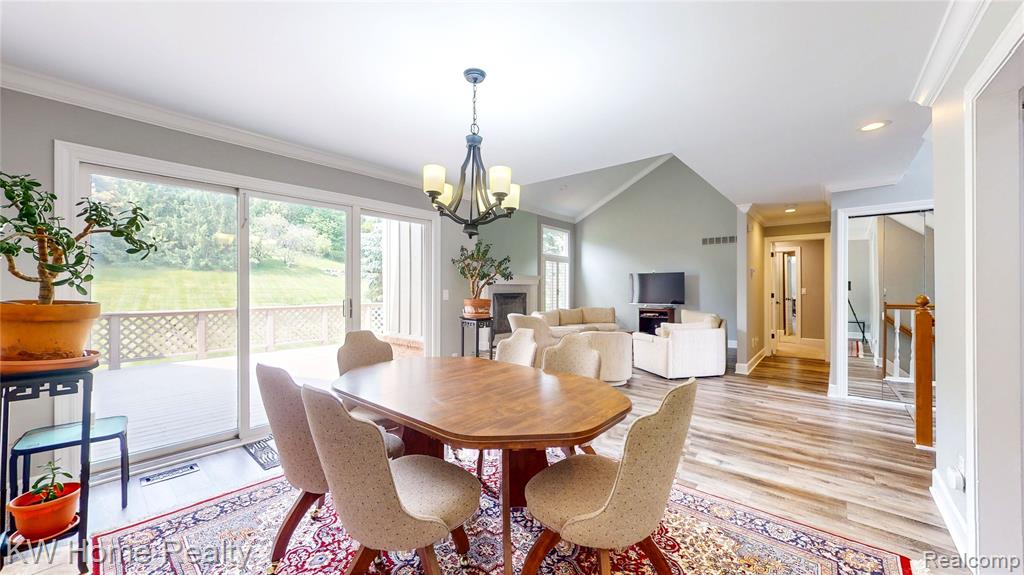 37634 Russett Drive, Farmington Hills, MI 48331 — Photo 10
