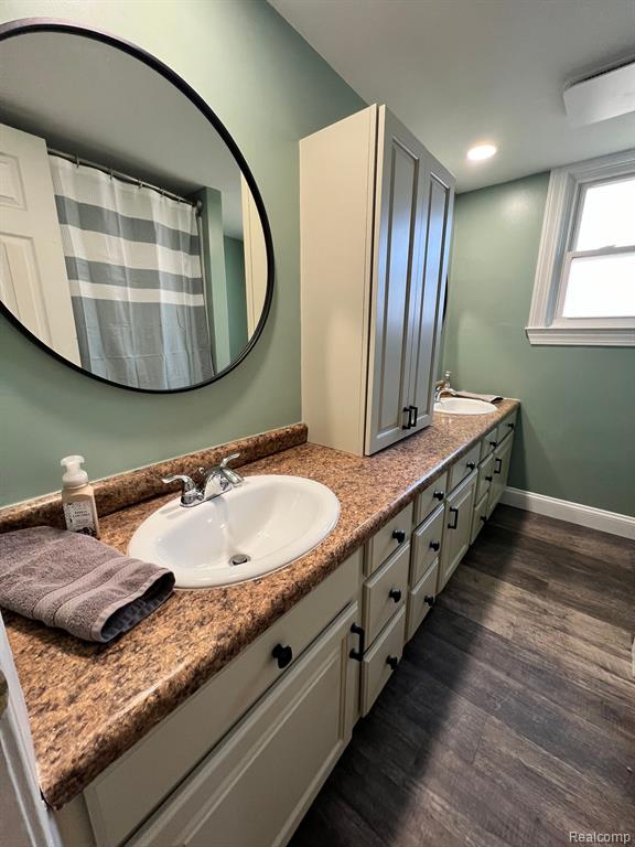 5345 FERN Avenue, Grand Blanc, MI 48439 — Photo 12