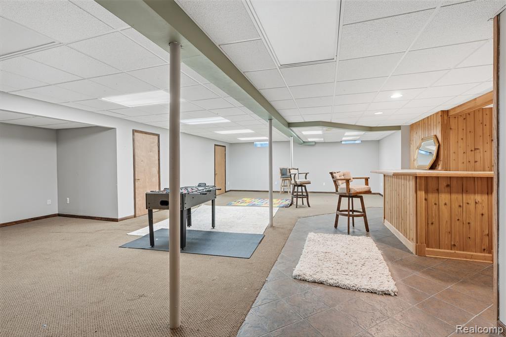 42739 Pond View Drive, Sterling Heights, MI 48314 — Photo 43